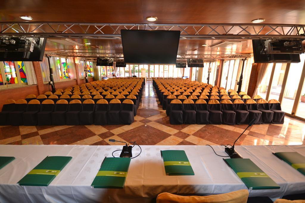 Hotel Restaurant Sol I VI Lavern Zewnętrze zdjęcie