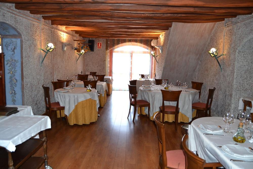 Hotel Restaurant Sol I VI Lavern Zewnętrze zdjęcie