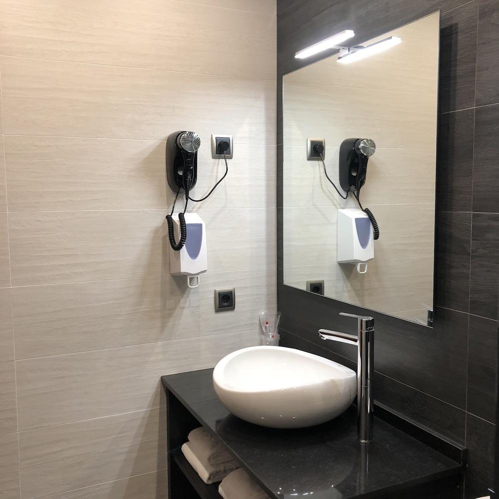 Hotel Restaurant Sol I VI Lavern Zewnętrze zdjęcie